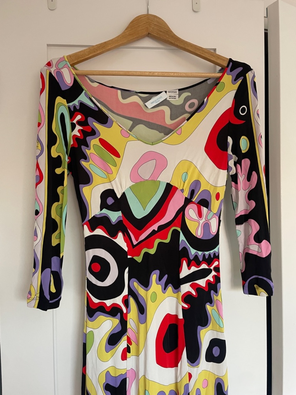 Emilio Pucci Multicolor Abstract V-Neck Long Sleeve Dress - Picture 3 of 6